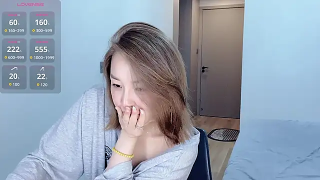 xiaolu-686 网络视讯表演