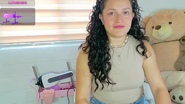 دردشة MeganDolll الجنسية المباشرة