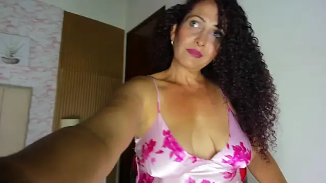 Chatroom XXX en direct de LilihtMature