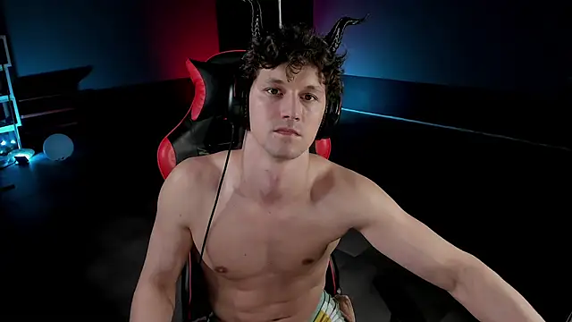 dirty-bossn Live XXX chat