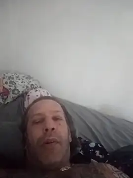 AceticPinscher: διαδικτυακό σόου στην κάμερα