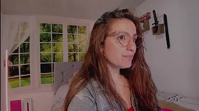 Chat +18 de vanessabrown_ ao vivo