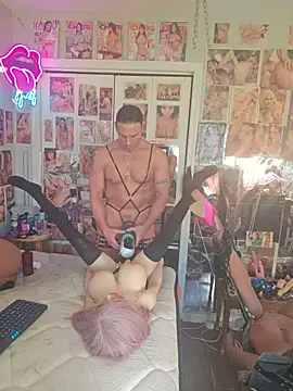 luvs2cumm69's Webcam Show