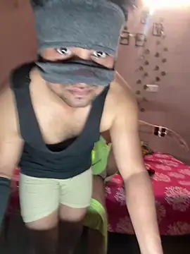 แชท XXX สดของ Model_bhabhi_couple