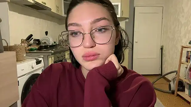 SinfulStarlight: онлайн-секс-чат