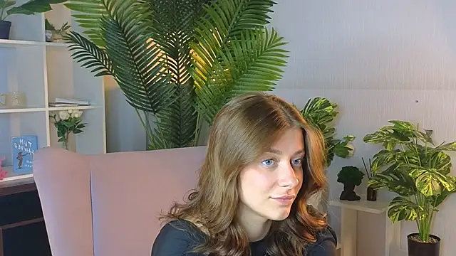 DelaineLindel's Webcam Show