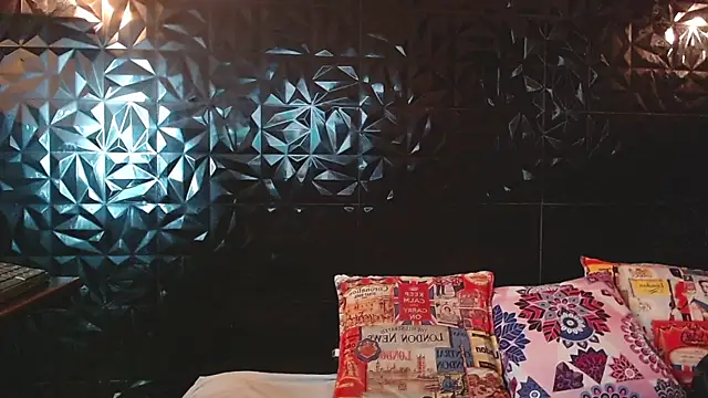 PINK__LOLA1 在線直播表演