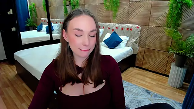 TrueReincarnation live XXX chat