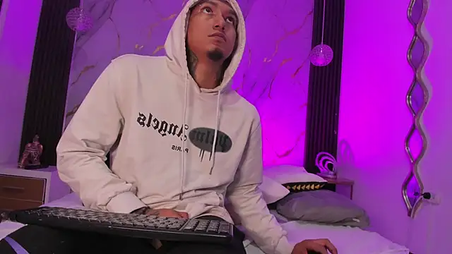 _cannabitch 网络视讯表演