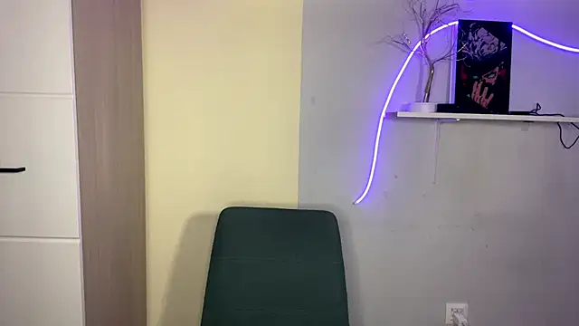 AssumingPail – Naživo XXX chat