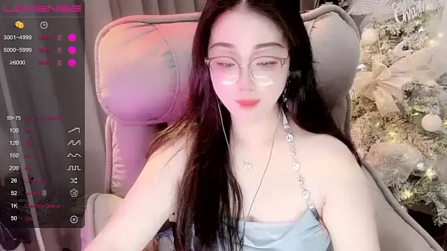 Monica-666888- 现场XXX聊天