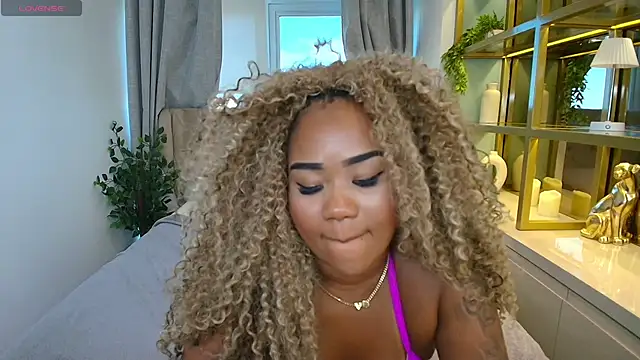 Czat XXX na żywo – Alma_Dunn