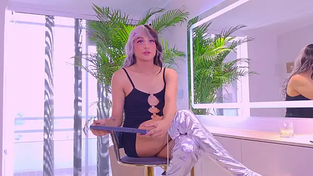 Sembang XXX Secara Langsung Mikavelvet08