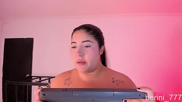 AmberiniHoffman Chat XXX in diretta