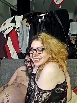 whatevaandissues Webcam-Show