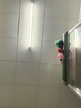 Lina-Naughty Show Webcam