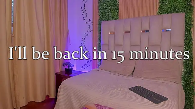 Jade_Nmm: онлайн-секс-чат