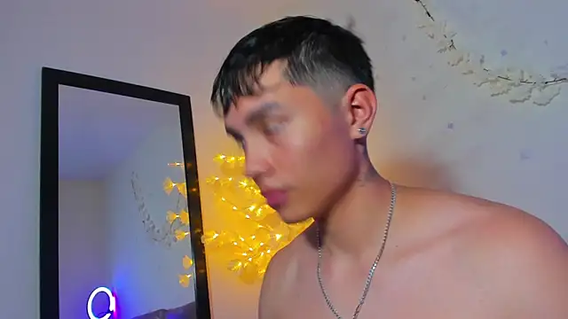 Chat +18 de Fher_rivers1 ao vivo