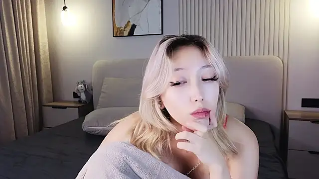 XXX chat uživo modela jasmilee