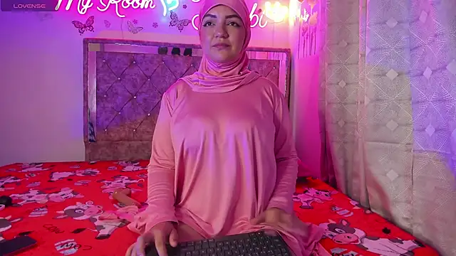 Dana-Alabi: απευθείας συνομιλία ΧΧΧ