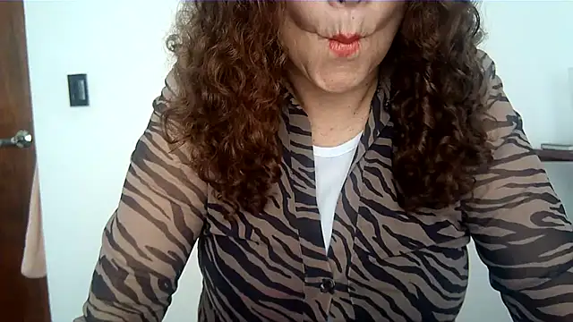 linka06 Adlı Modelin Canlı XXX Sohbeti