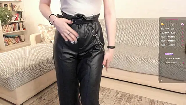 GoldenLenarz 现场XXX聊天