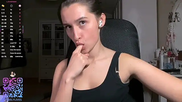 แชท XXX สดของ DarlineBrustera