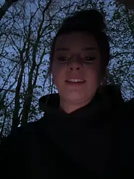 -Leasophie Pertunjukan Webcam