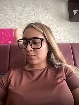 Miabonnett_: απευθείας συνομιλία ΧΧΧ