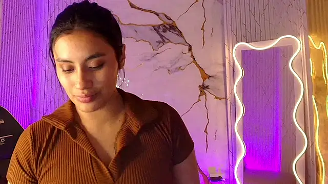 PEACHY_TAY's Live XXX Chat