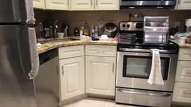 BigGuyMuscle Chat XXX in diretta