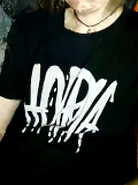 Aashikalaa élő XXX-chatje