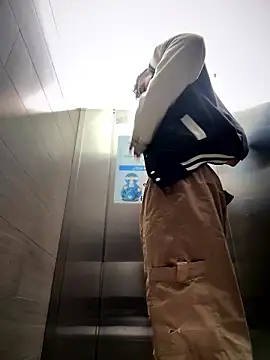 Big_Snake77 webkamerás műsora