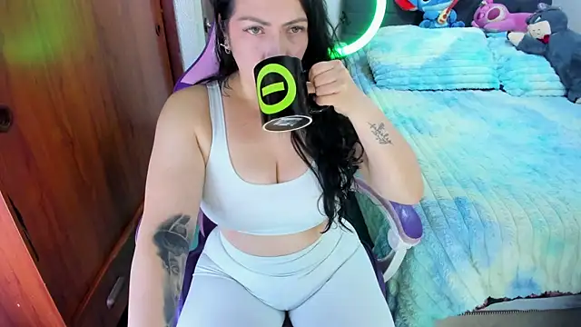 saphira_owen Live XXX-chat