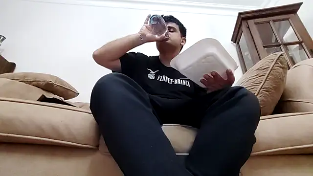 MarkusBerq_H: διαδικτυακό σόου στην κάμερα