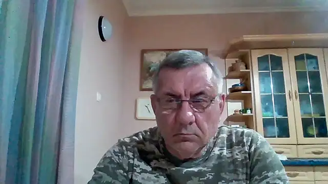 Show modela machomale3 na web-kameri