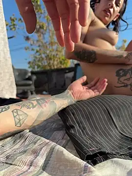 luckydick333 – webcam-show