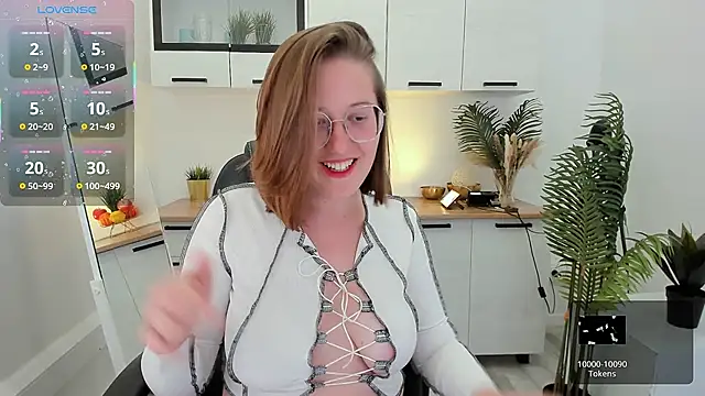 Chat +18 de Charmy_Gracy ao vivo