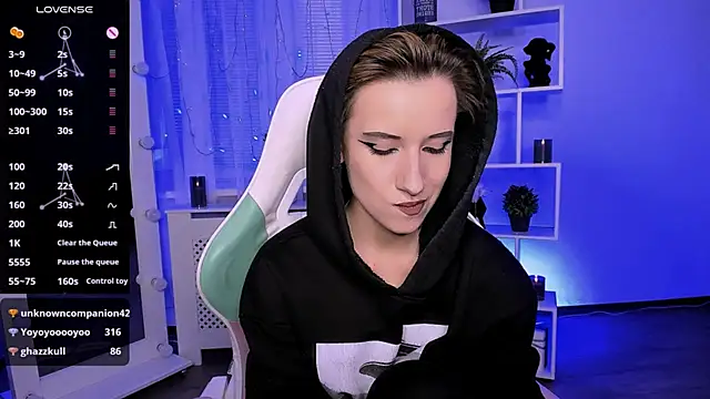 _Rein_ramm élő XXX-chatje