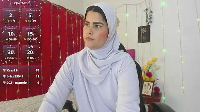 AishaAmin_ live XXX chat