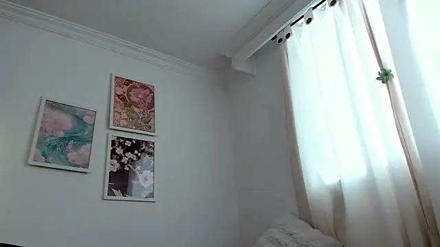 แชท XXX สดของ canelleGarces