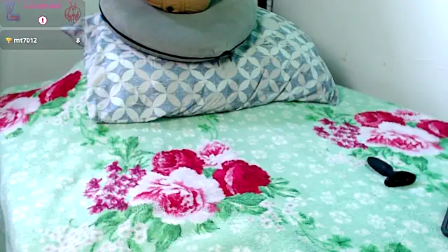 Magnuz_Col লাইভ XXX চ্যাট