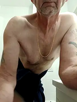 pascalino100 Show in webcam