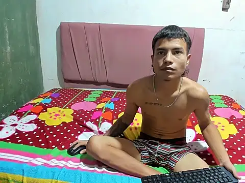 Junior_bebe 现场XXX聊天