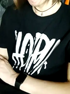 Aashikalaa's Live XXX Chat