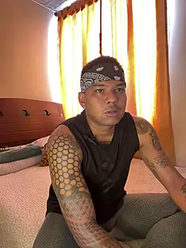 Saipuer31 即時 XXX 聊天