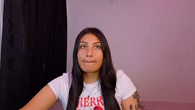 دردشة Linda_andrew الجنسية المباشرة