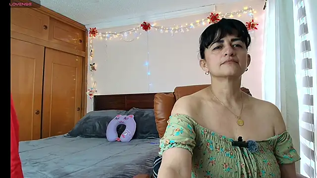 Sembang XXX Secara Langsung ISABEEL_SOFIA01