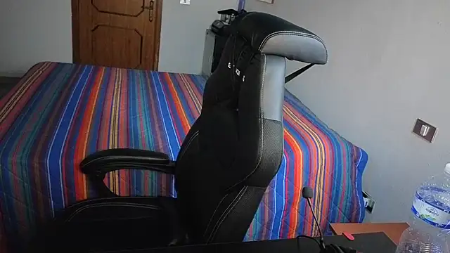 Al3xox02 Adlı Modelin Web Kamerası Şovu