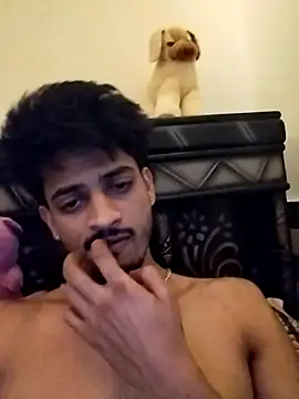 Pertunjukan Kamera Web Wild_Vassu